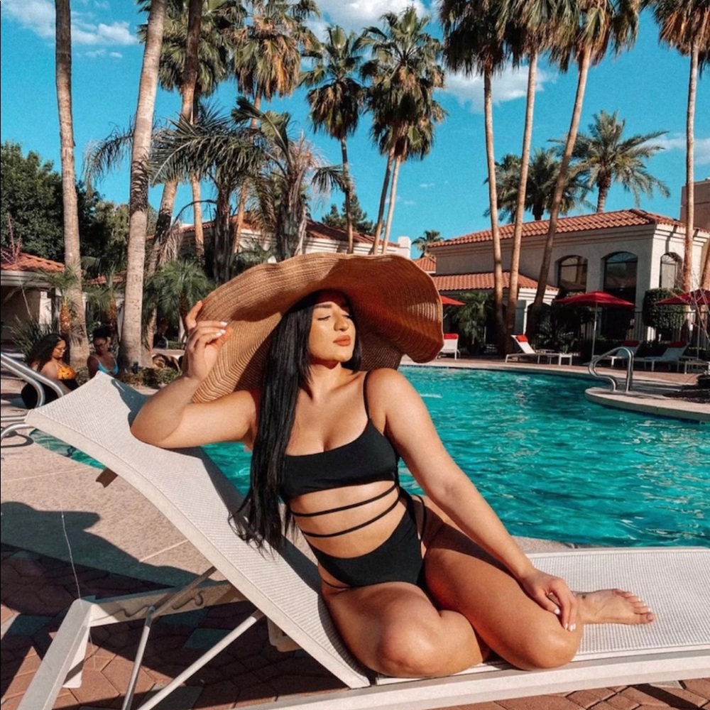 Vacation pool side BIG BRIM Floppy Beach Hat TAN wired